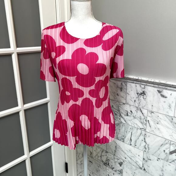 LEO & UGO YE453 Barbie Pink Pleated Summer Floral Short Sleeve Blouse Large - Picture 2 of 8